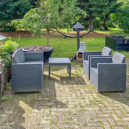 2 Bedroom Gorgeous In * Roslev