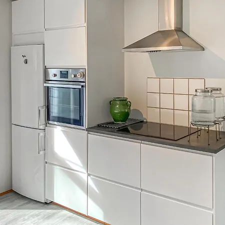 2 Bedroom Gorgeous In * Roslev