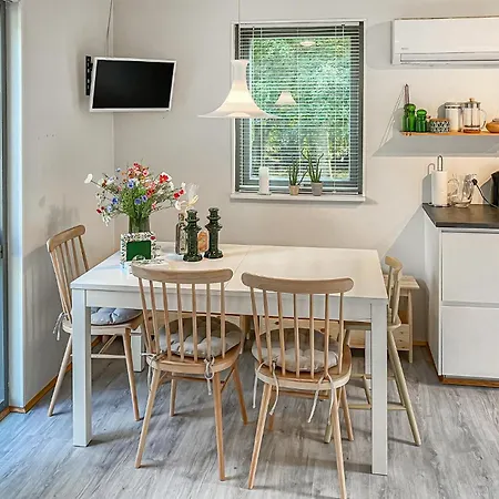 Holiday home 2 Bedroom Gorgeous In Roslev